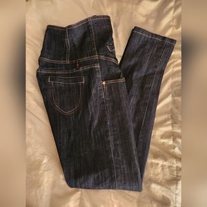 listing-status-banner